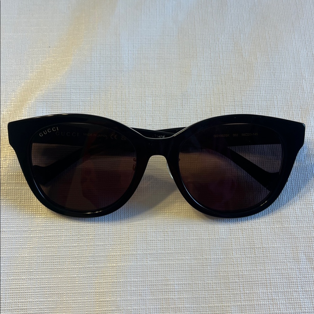 Gucci Sunglasses - Picture 2 of 10